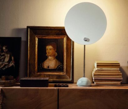 Nemo-Kuta-Tischlampe-fuer-indirektes-Licht-89250
